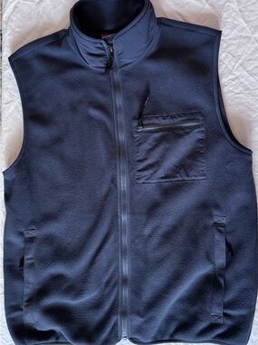 Patagonia Dark Grey/Blue Fleece Zip-Front Vest